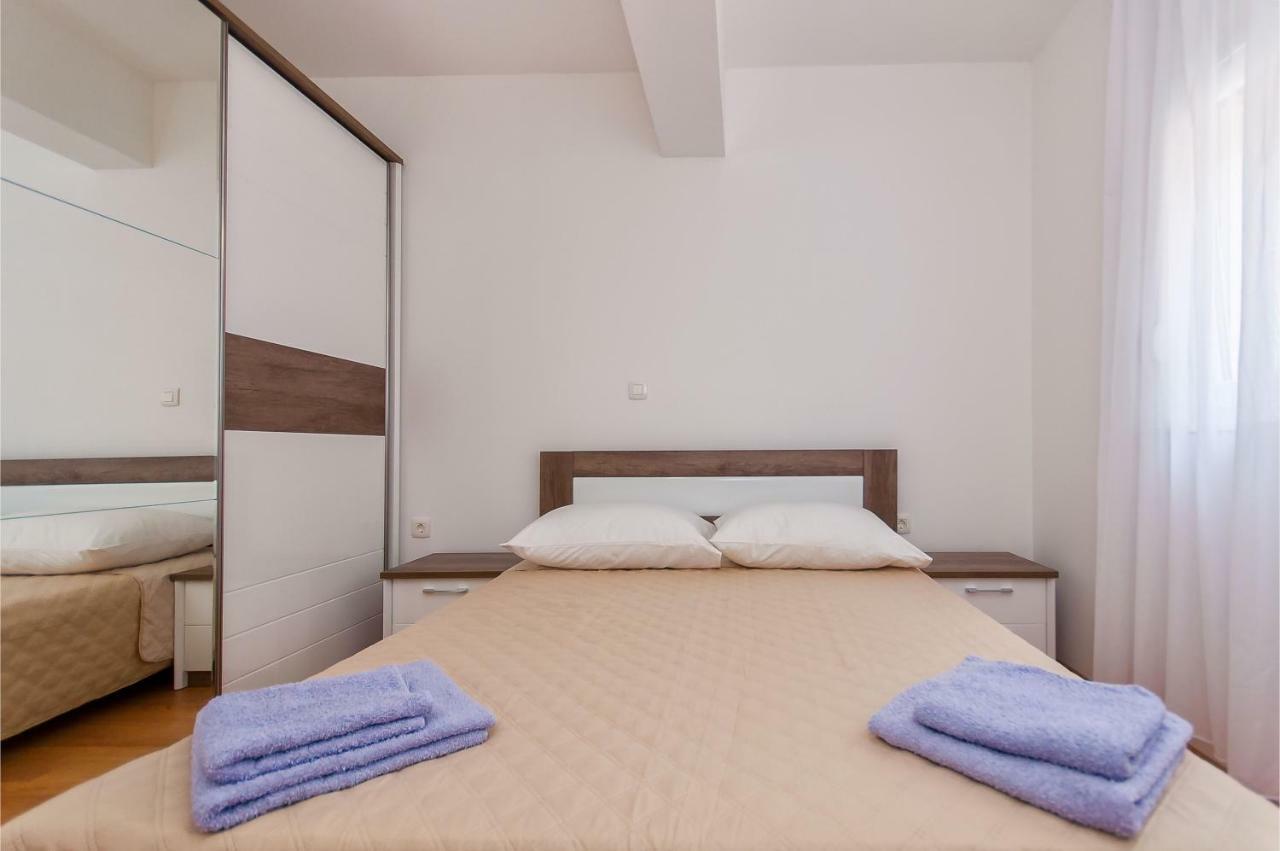 Apartman Mira- Omiš Εξωτερικό φωτογραφία